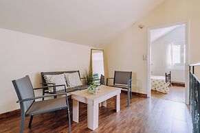 Lithostroto Suites