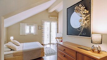 Lithostroto Suites