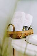 Lithostroto Suites