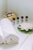Lithostroto Suites