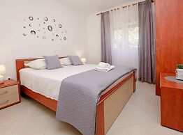 Apartments Villa Senija