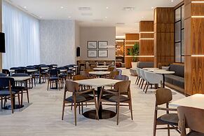 Hampton Inn by Hilton Montreal Downtown