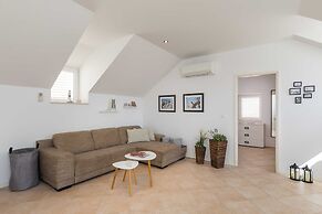 Apartment Odin