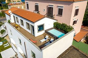 Luxury Apartment with Penthouse and Pool