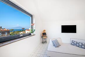 Luxury Apartment with Penthouse and Pool