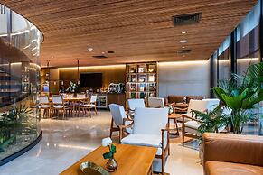 Elcielo Hotel & Restaurant