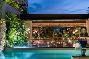 Elcielo Hotel & Restaurant