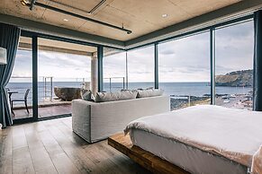 Tropical Hideaway