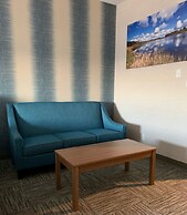 Meridian Inn & Suites Regina Airport