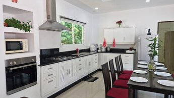 4 Br Private Pool Villa GA
