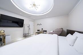 Knox Hotel