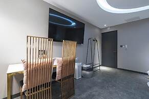 Knox Hotel