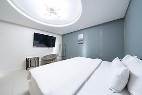 Knox Hotel
