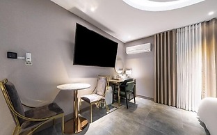 Knox Hotel