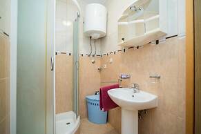 Apartments Longo