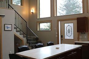 Spruce Lodge