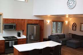 Spruce Lodge