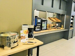 B&B HOTEL Cambrai