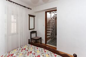 Apartment Ikana