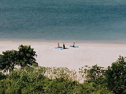 Amber Lombok Beach Resort