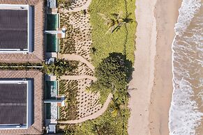 Amber Lombok Beach Resort