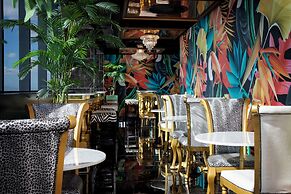 Hotel Sky Cape Town