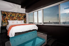 Hotel Sky Cape Town