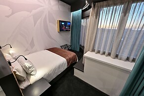 Hotel Sky Cape Town