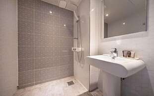 ST 179 Hotel