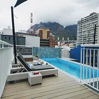 Urban Oasis ApartHotel