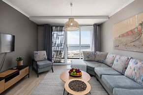 Horizon Bay 301 by CTHA