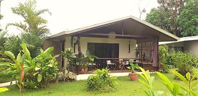 Tropical Suites & Villas