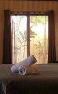 Tropical Suites & Villas