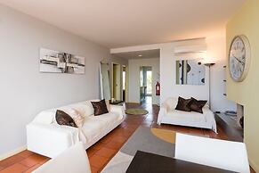 Marina de Lagos Penthouse - 250m From Beach