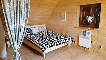 Delightful SPA Cottage With Fire Place and Sauna
