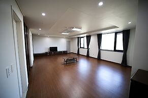 YMCA YOUTH CENTER