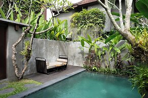 JAPA Suites & Villas