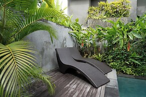JAPA Suites & Villas