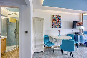 Pool Apartments Debeli Rtič