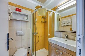 Pool Apartments Debeli Rtič