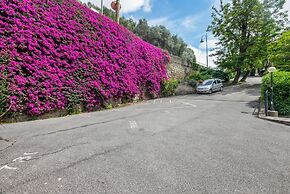 Camogli Bright Apartment with Parking