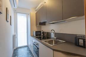 Udine Palazzo d'Aronco Modern Apartment