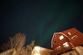 Arctic Rooms REKTOR