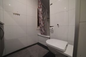 Arctic Rooms REKTOR