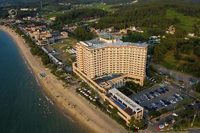Beache Palace