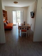 Seafront Apartment Dana