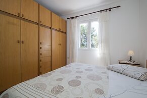 Seafront Apartment Dana