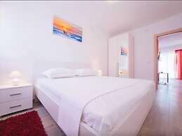 House Karlo Apartments