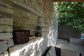 Stone House Mia - Prihonja