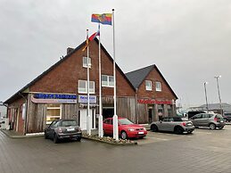 Airport Hotel One